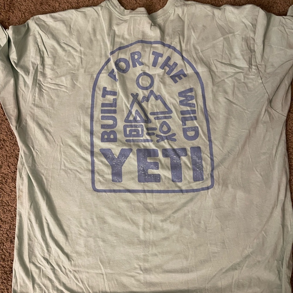 Mens yeti shirt